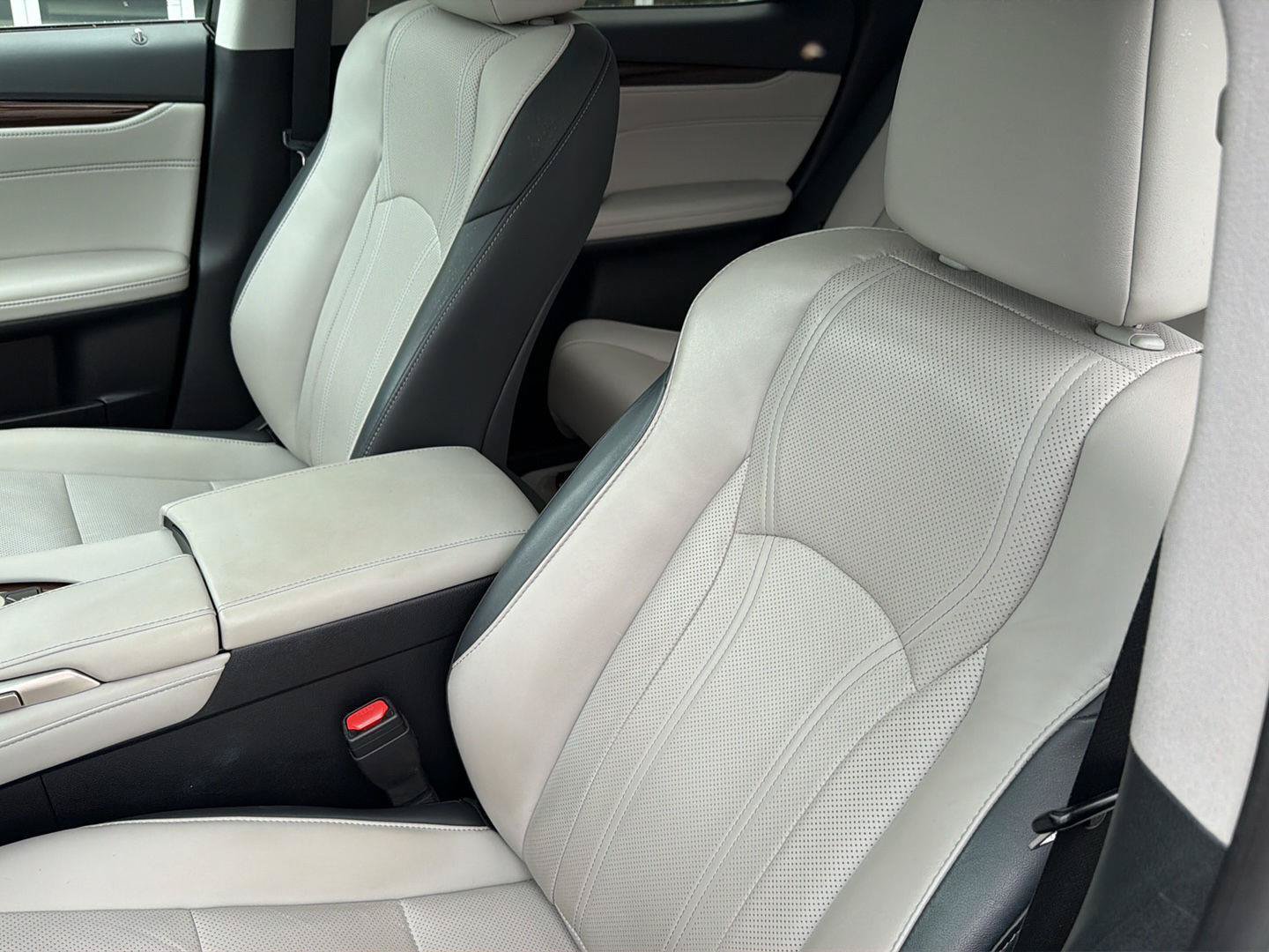 Used 2018 Lexus RX 350 FWD w/ Premium Package image 30