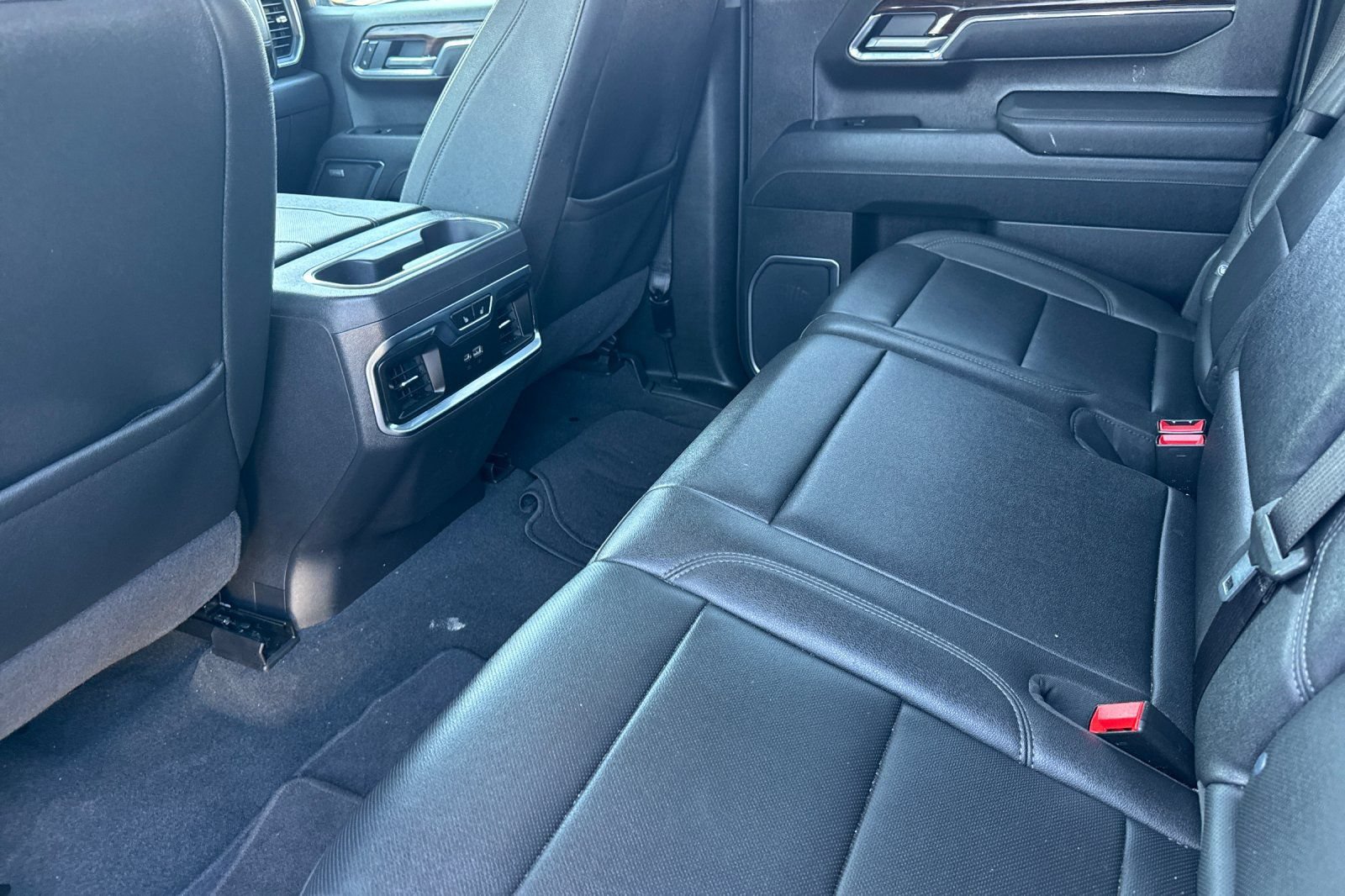 Used 2026 GMC Sierra 1500 SLT w/ SLT Premium Plus Package AWD/4WD image 14