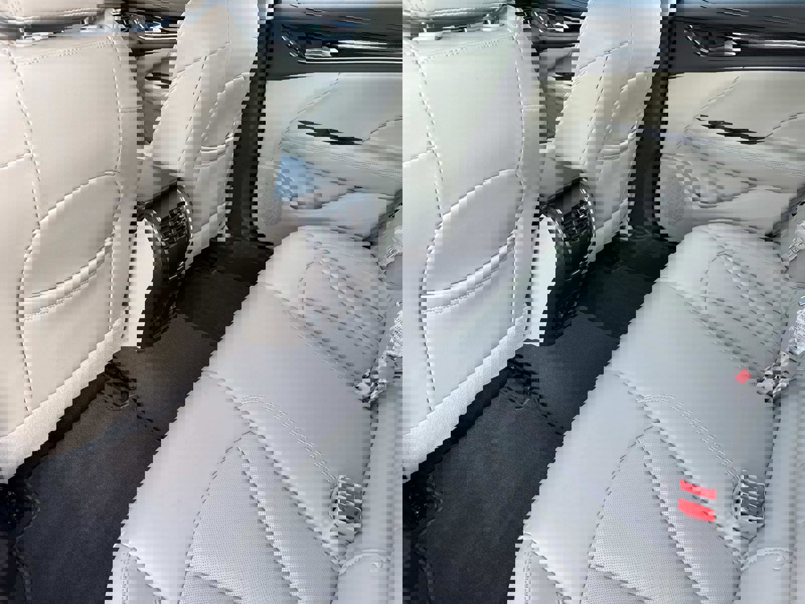 Used 2017 Buick LaCrosse Premium w/ Driver Confidence Package #2 image 12