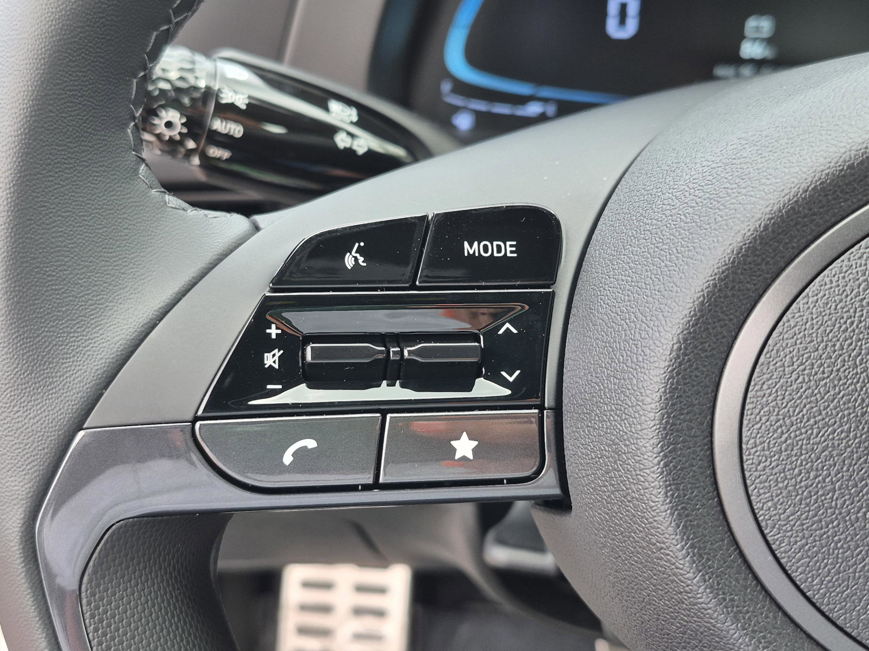 New 2026 Hyundai Elantra Sport FWD image 27