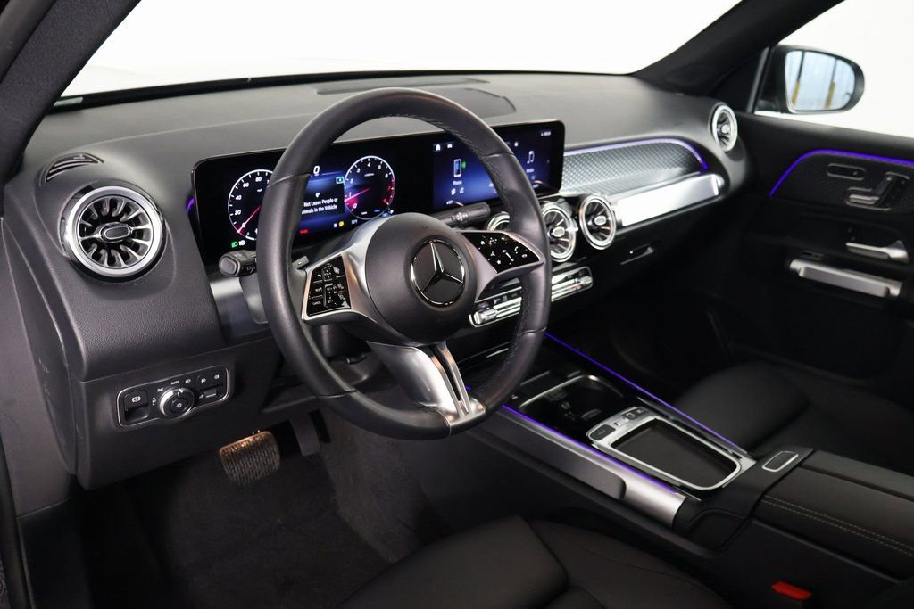 Certified 2025 Mercedes-Benz GLB 250 image 7