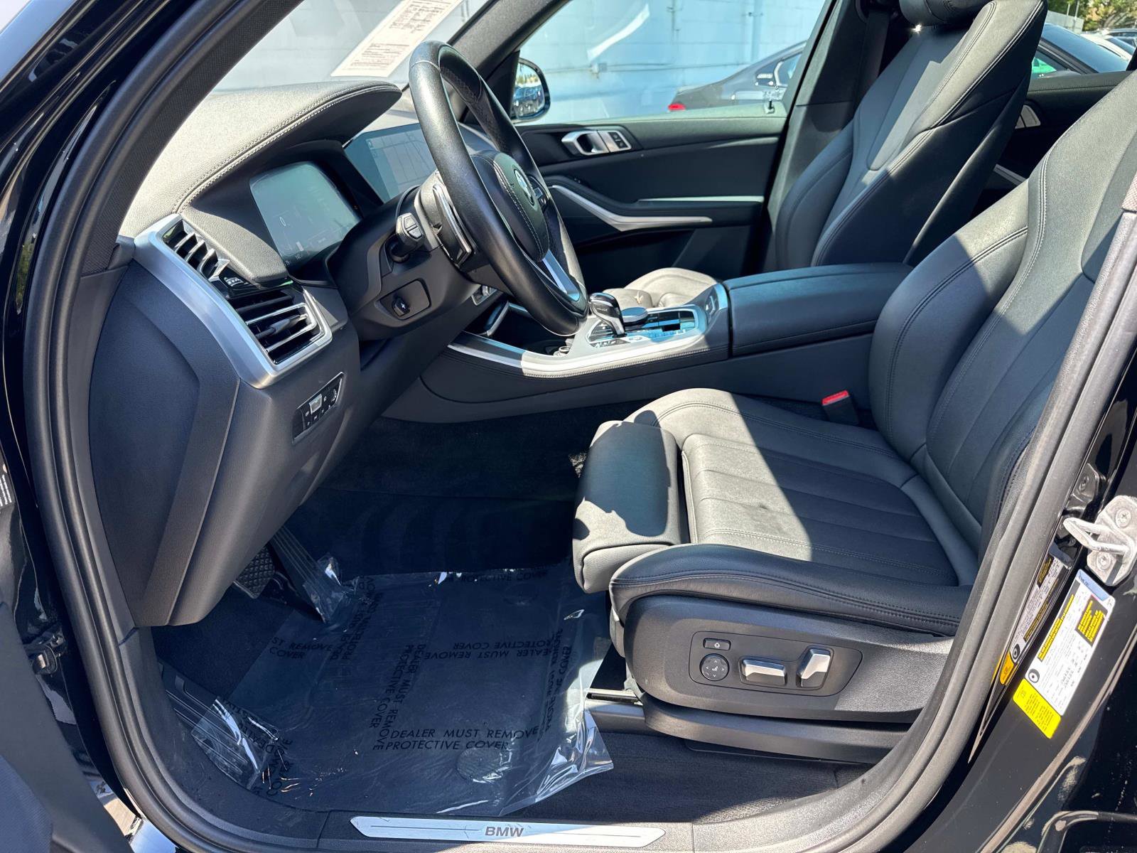 Certified 2022 BMW X5 sDrive40i w/ Premium Package image 18