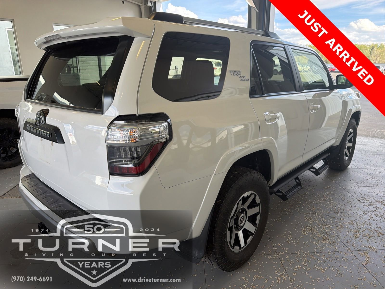 Certified 2018 Toyota 4Runner TRD Off-Road Premium image 2