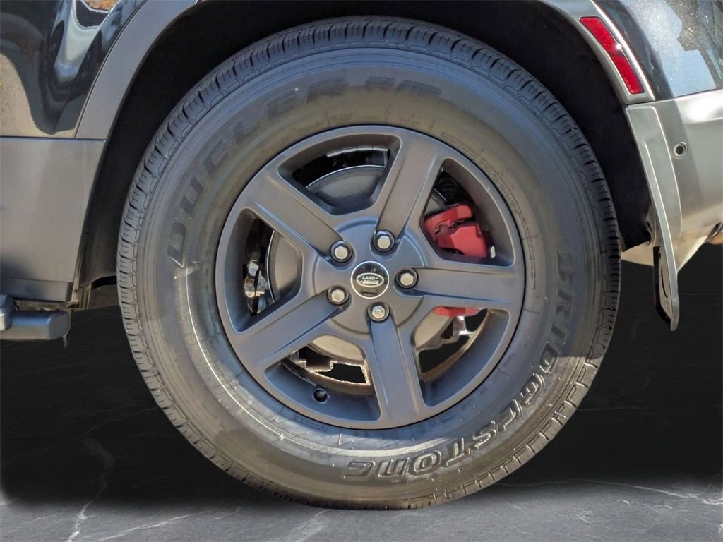 Used 2022 Land Rover Defender 110 image 36