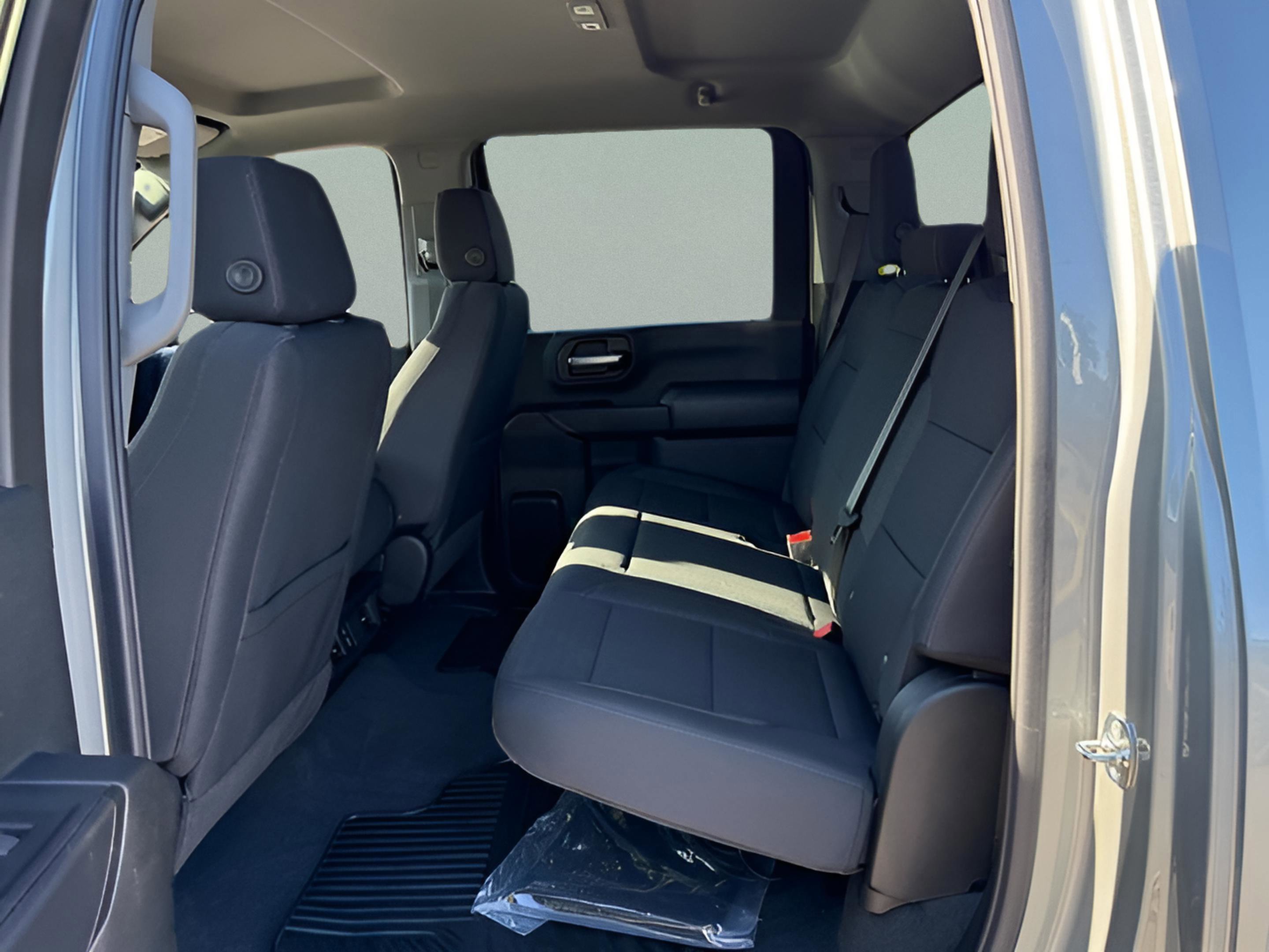 New 2026 Chevrolet Silverado 2500 Custom w/ Custom Value Package AWD/4WD image 9