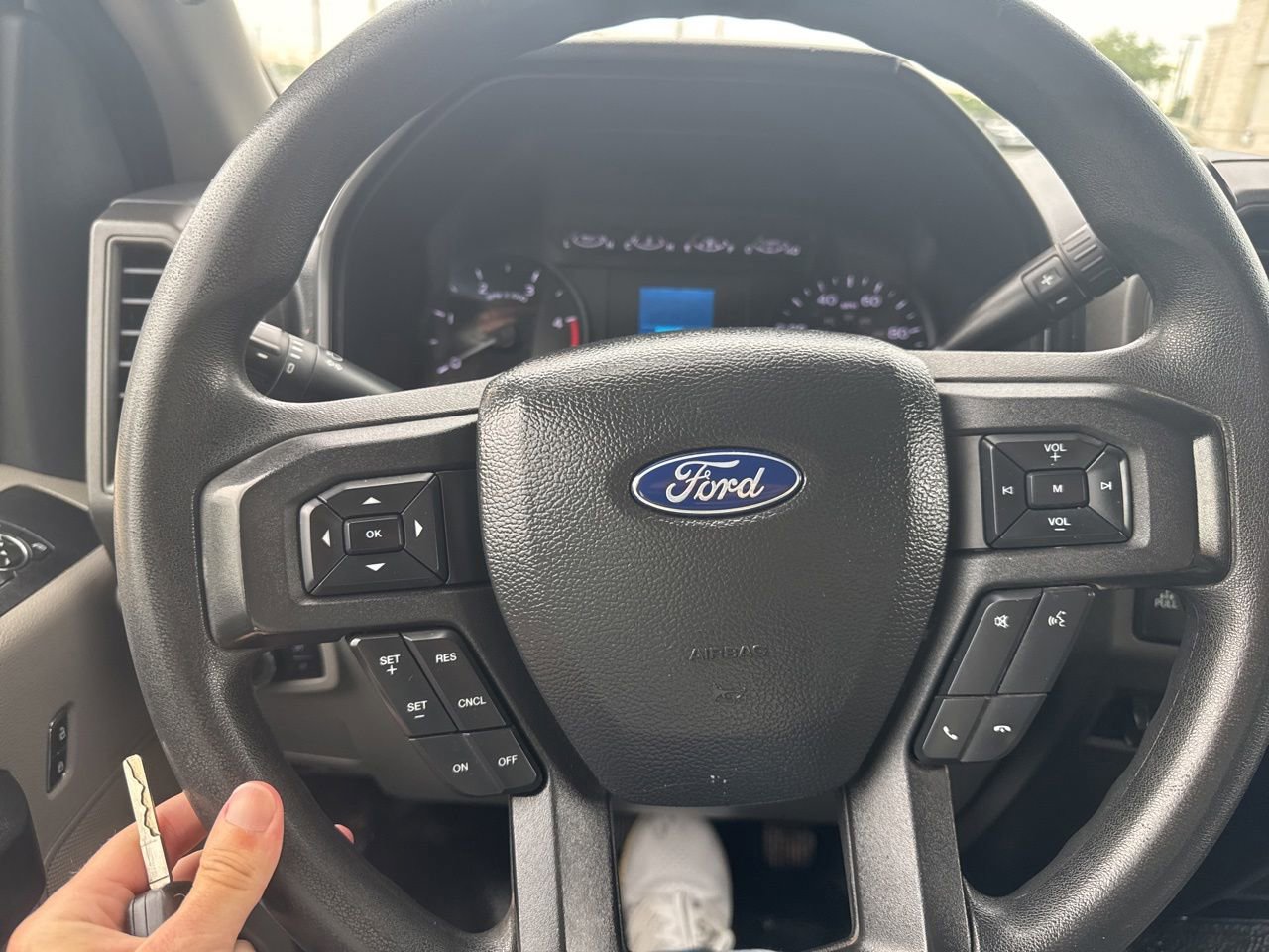 Used 2022 Ford F250 XL w/ Power Equipment Group AWD/4WD image 12