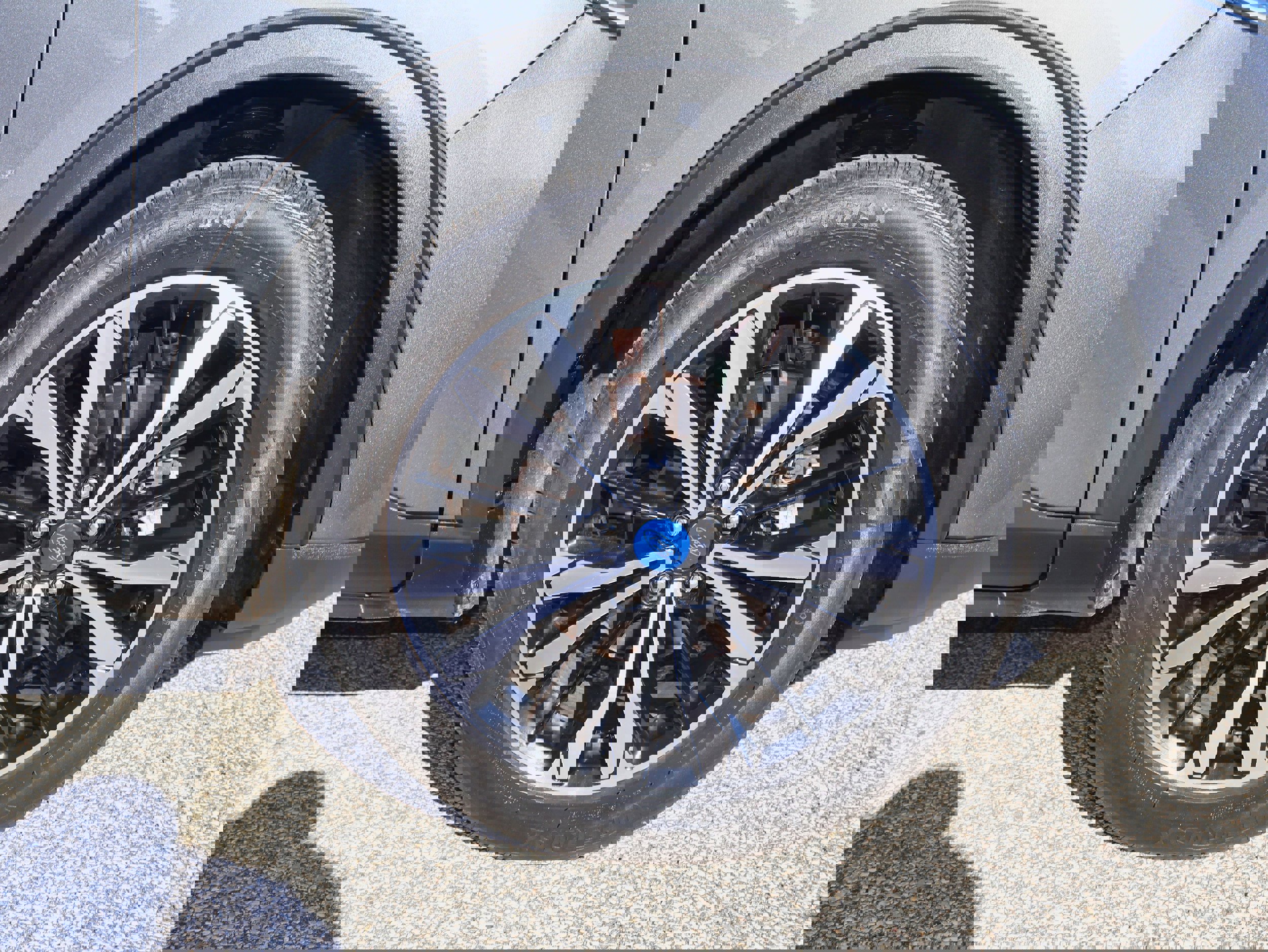 Used 2022 Ford Escape SE w/ SE Sport Appearance Package image 28