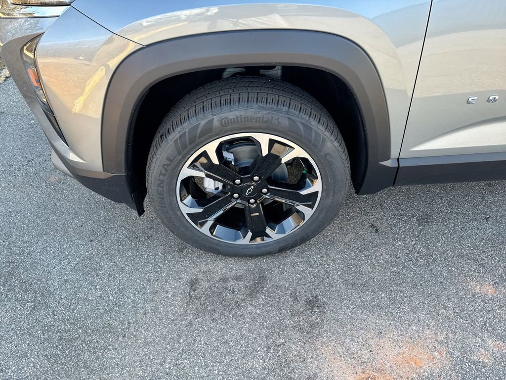 New 2026 Chevrolet Equinox LT image 12