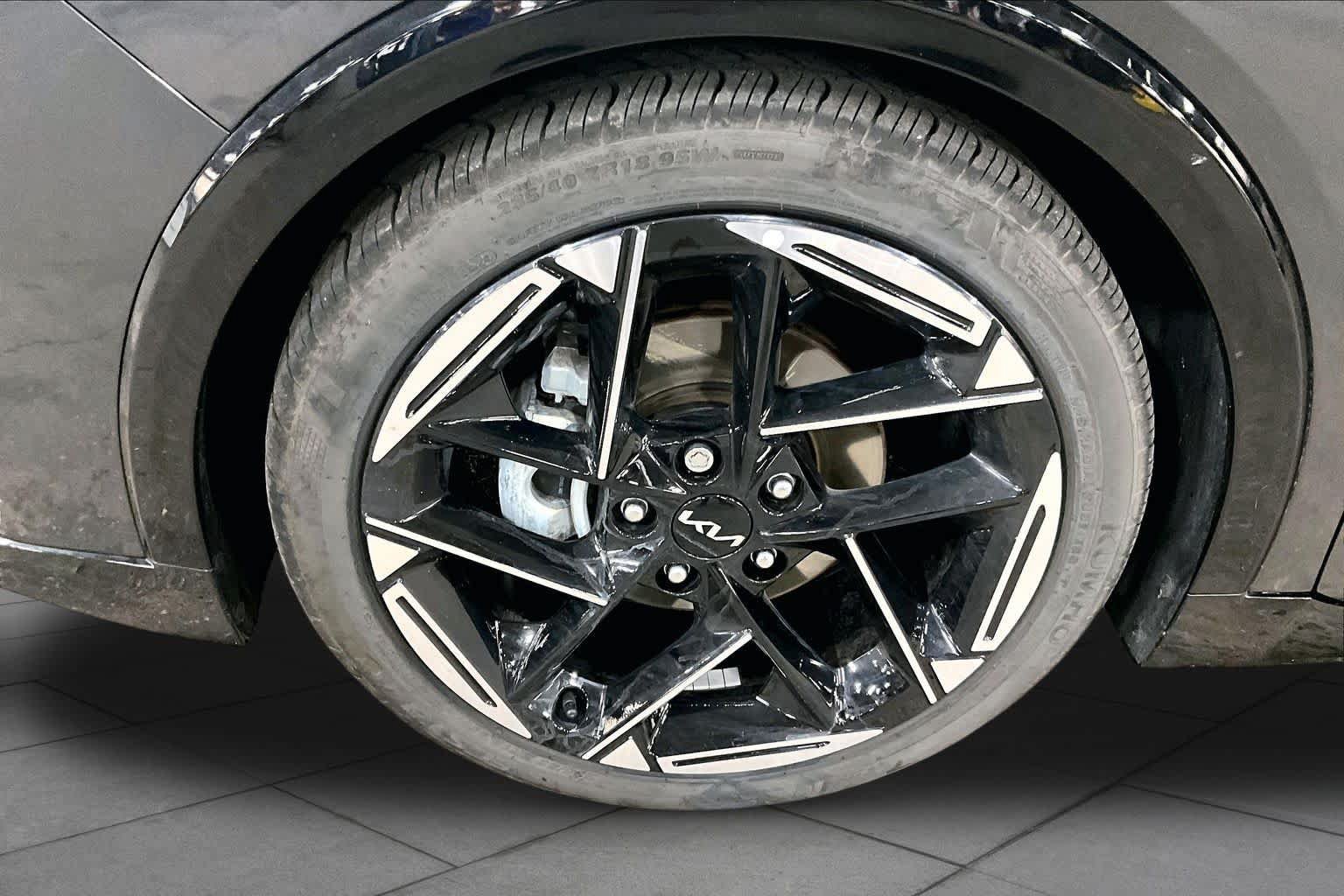 Used 2025 Kia K4 GT-Line w/ GT-Line Premium Package FWD image 11