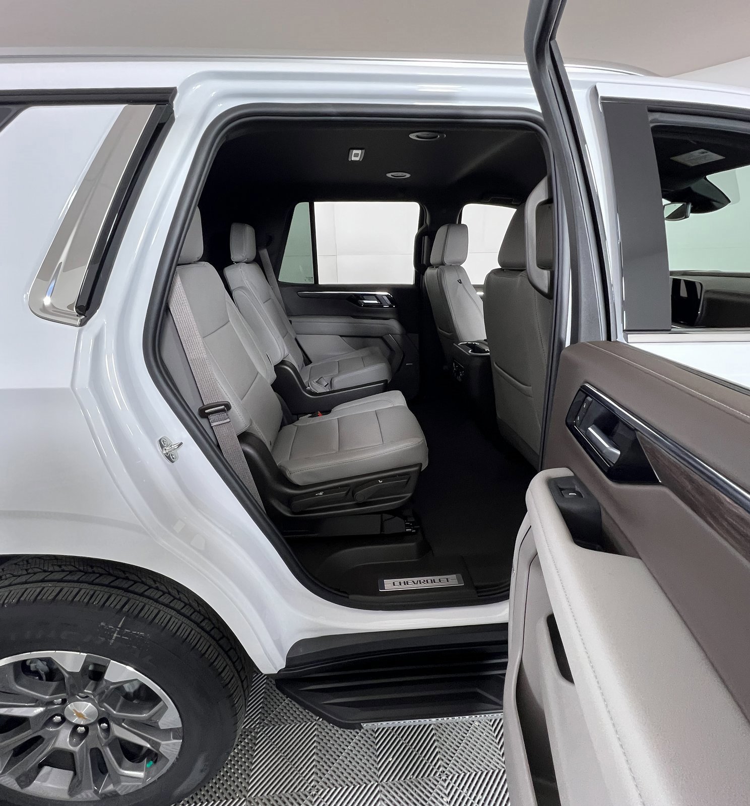 New 2026 Chevrolet Tahoe LT w/ Comfort Package image 6