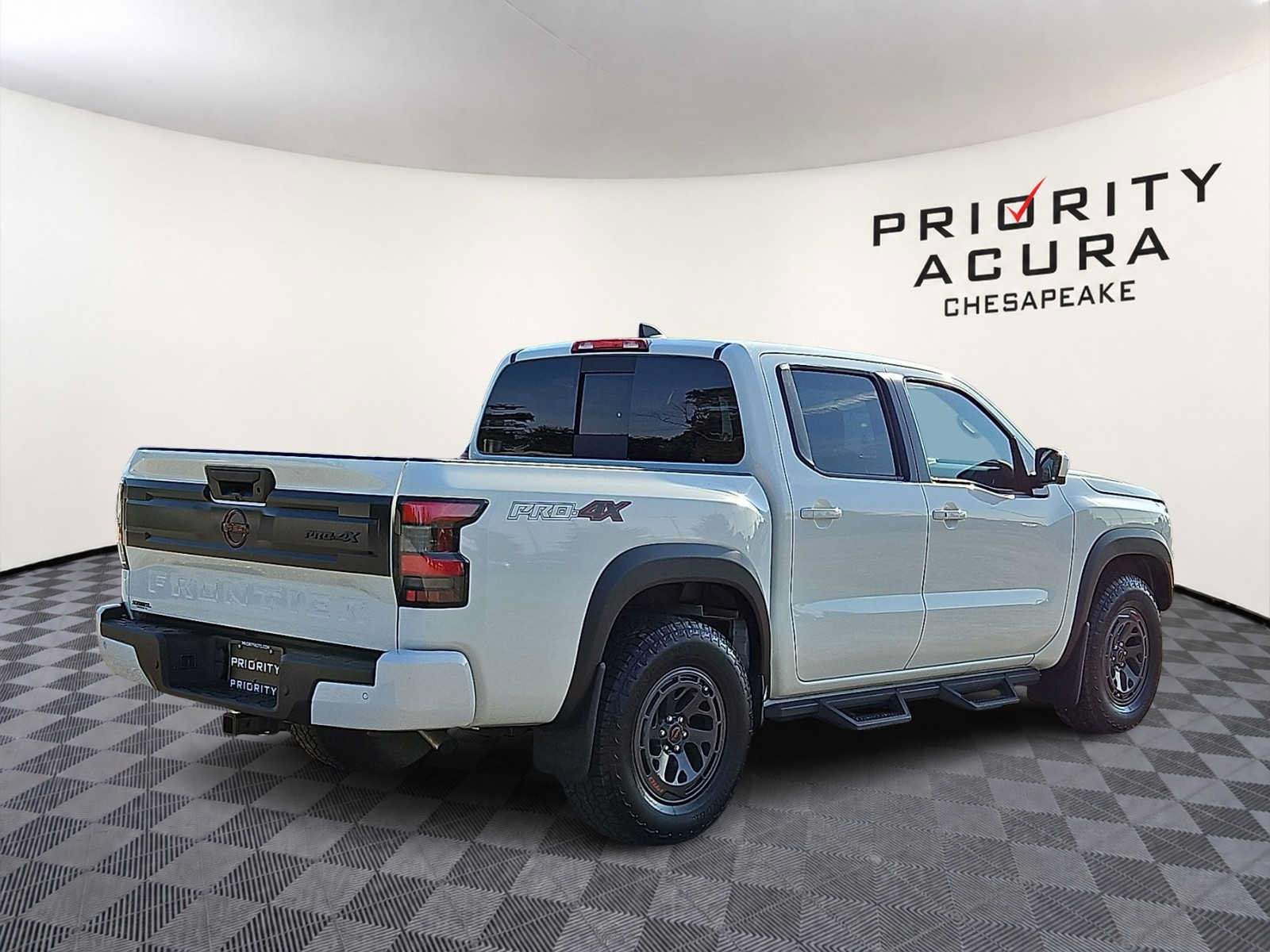 Used 2026 Nissan Frontier PRO-4X w/ Pro-4x Convenience Package AWD/4WD image 4