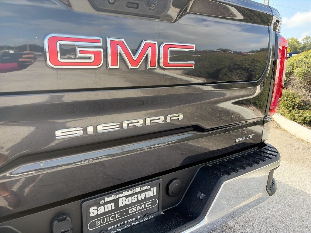 Used 2022 GMC Sierra 1500 SLT w/ SLT Convenience Package AWD/4WD image 34