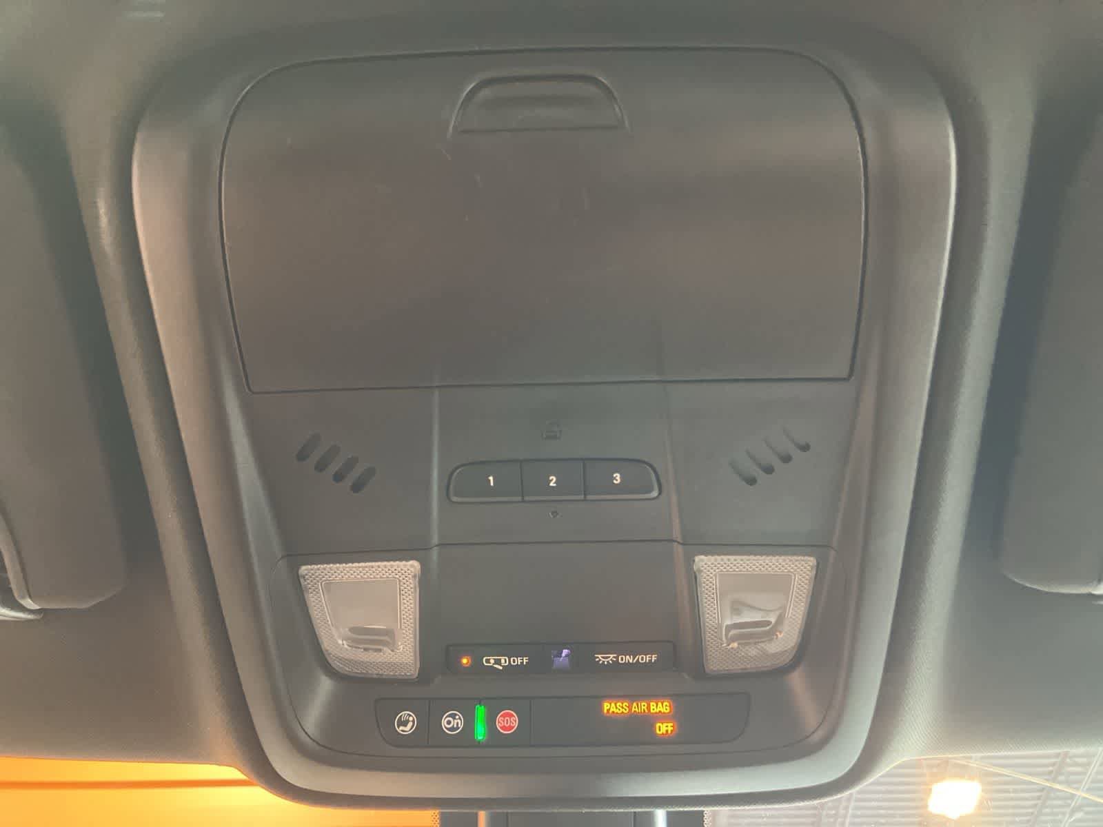 Used 2017 Cadillac XT5 FWD image 20