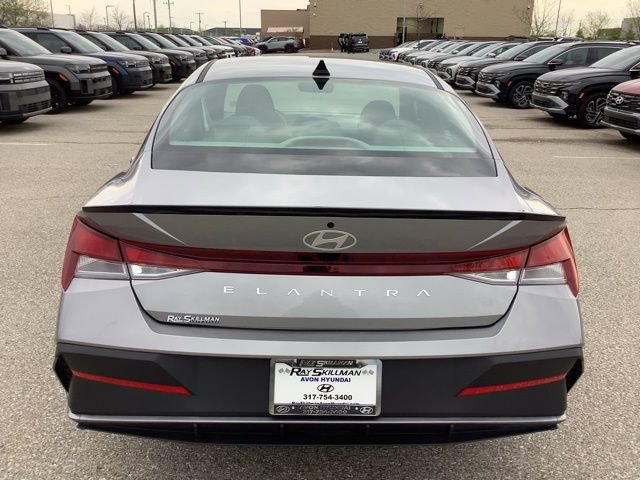 Certified 2025 Hyundai Elantra Sport w/ Cargo Package FWD image 6