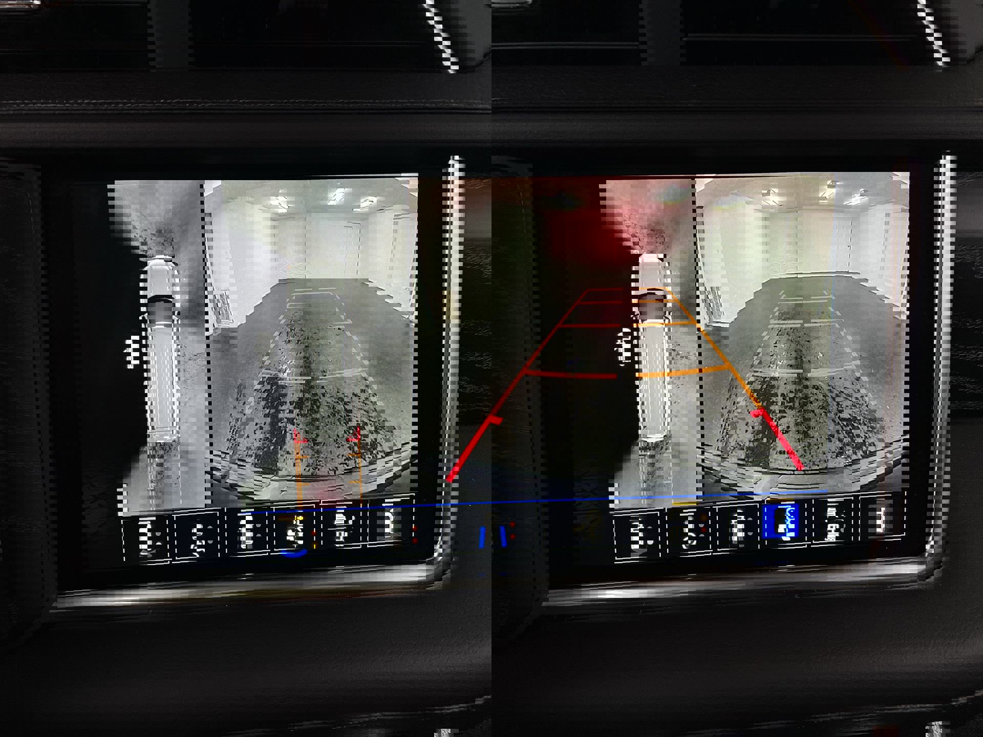 Certified 2024 GMC Yukon XL Denali w/ Max Trailering Package image 65