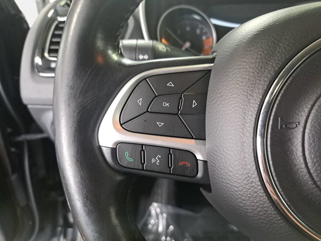 Used 2021 Jeep Compass Limited AWD/4WD image 17