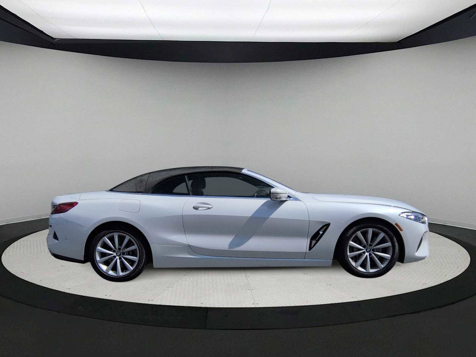 Used 2020 BMW 840i xDrive Convertible image 9