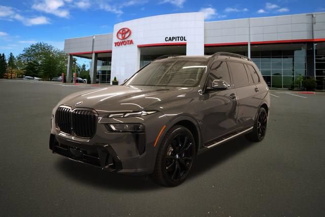 Used 2024 BMW X7 xDrive40i w/ Executive Package AWD/4WD image 6