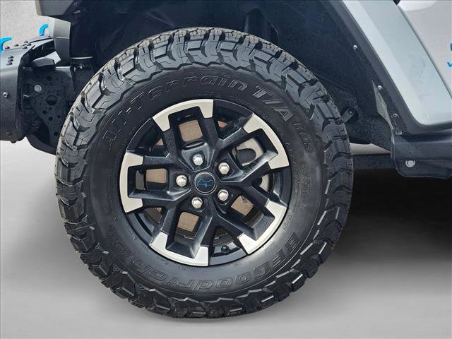 Used 2024 Jeep Wrangler Unlimited Rubicon 4xe AWD/4WD image 28