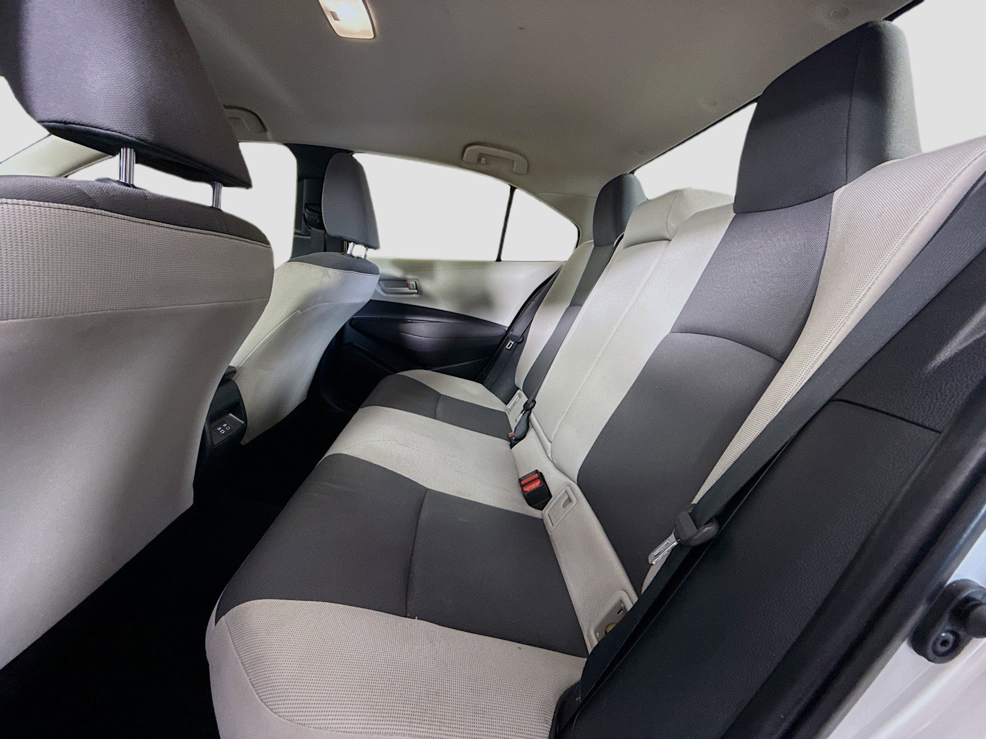 Used 2024 Toyota Corolla LE image 24