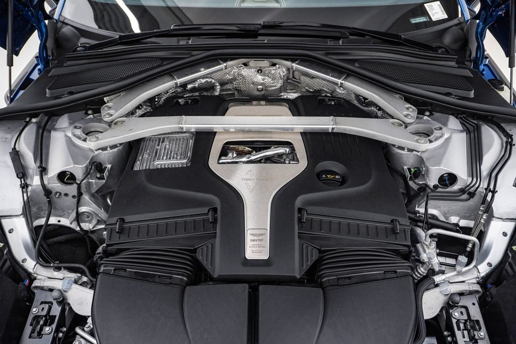 Used 2025 Aston Martin DBX 707 AWD/4WD image 33