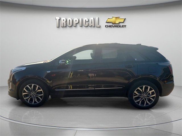 Used 2021 Cadillac XT5 Sportv image 2