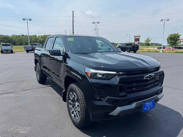 New 2026 Chevrolet Colorado Z71 w/ Technology Package AWD/4WD image 3