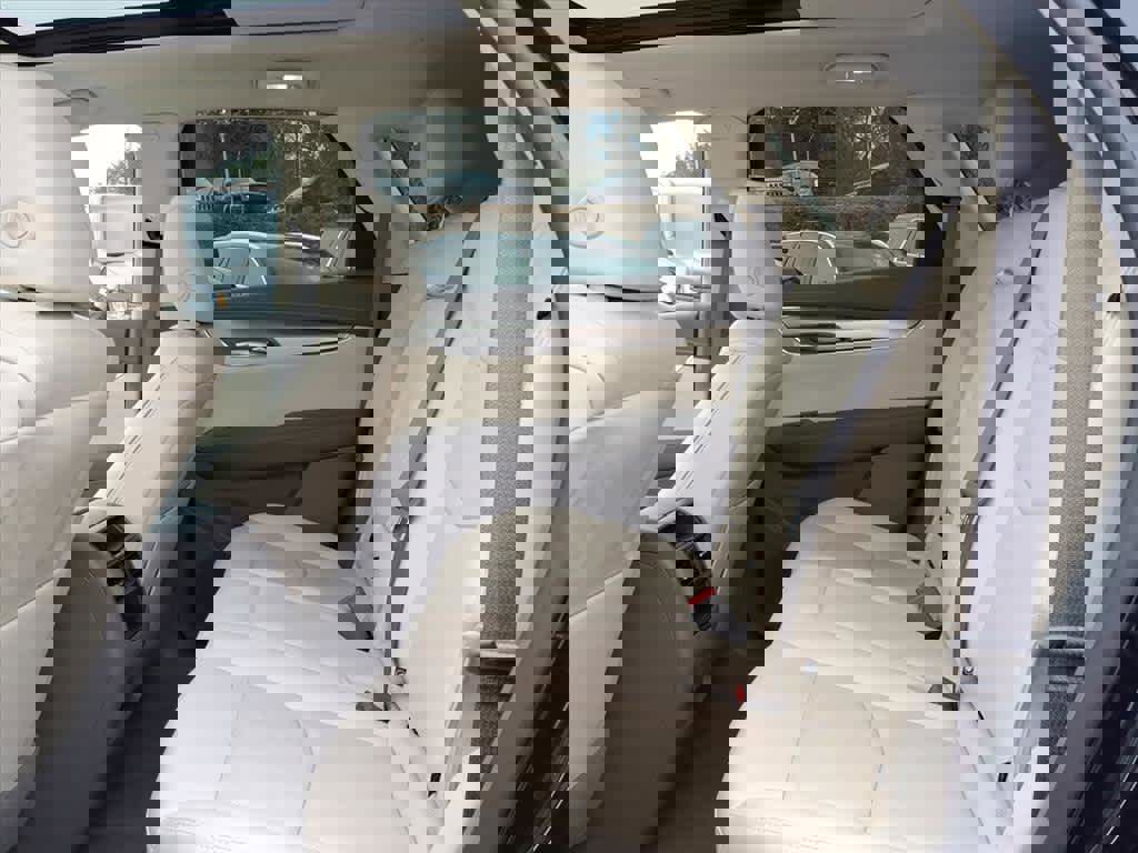 Used 2021 Cadillac XT5 Premium Luxury image 22