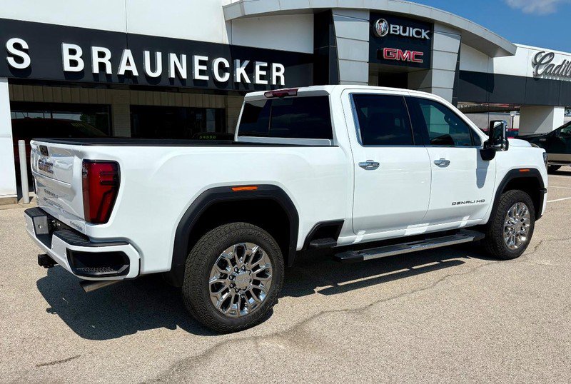 New 2026 GMC Sierra 2500 Denali w/ Denali Reserve Package AWD/4WD image 3
