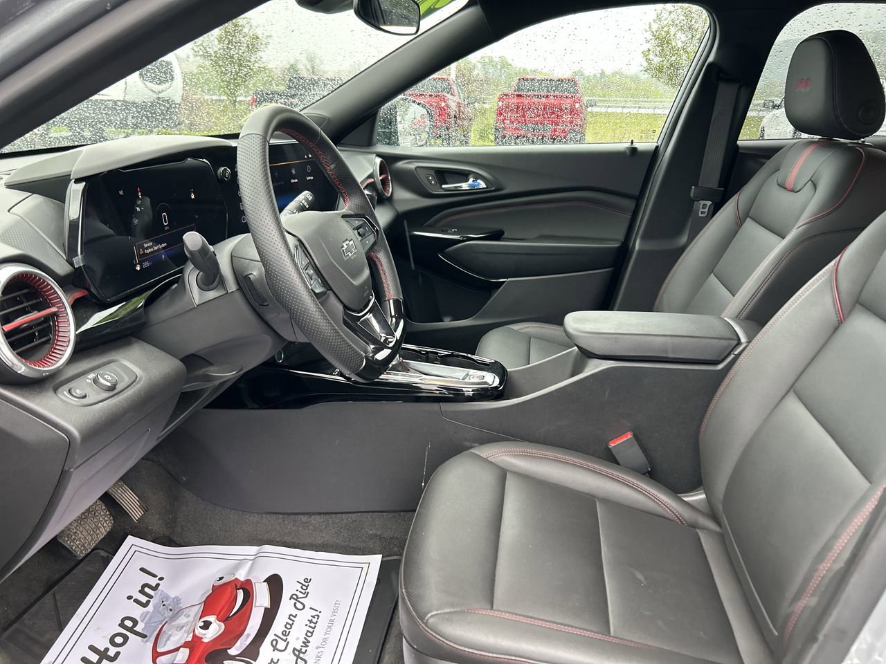 New 2025 Chevrolet Trax RS w/ Sunroof Package FWD image 21