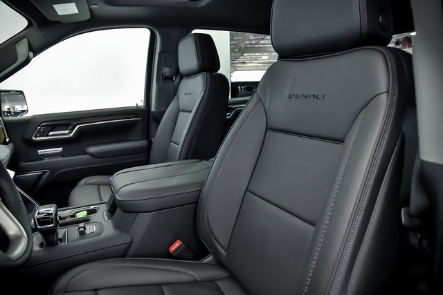 New 2026 GMC Sierra 1500 Denali w/ Denali Reserve Package image 8