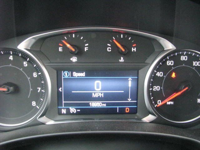 Used 2024 GMC Terrain SLE AWD/4WD image 17