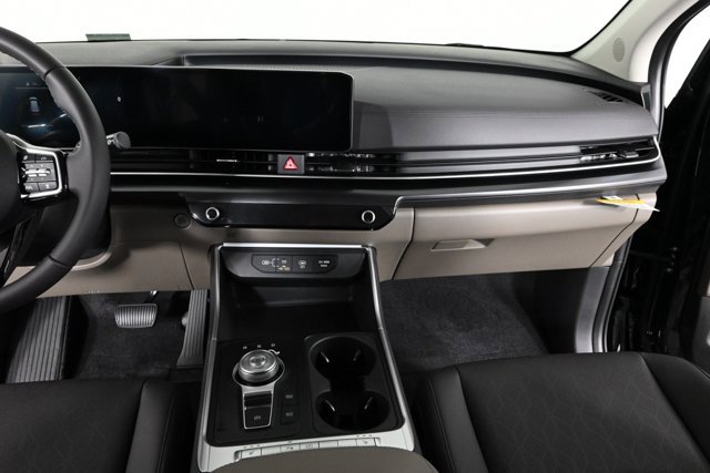 New 2026 Kia Carnival LXS image 14