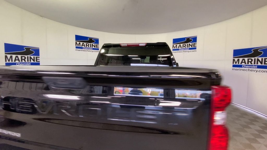 Used 2023 Chevrolet Silverado 1500 LT RWD image 9