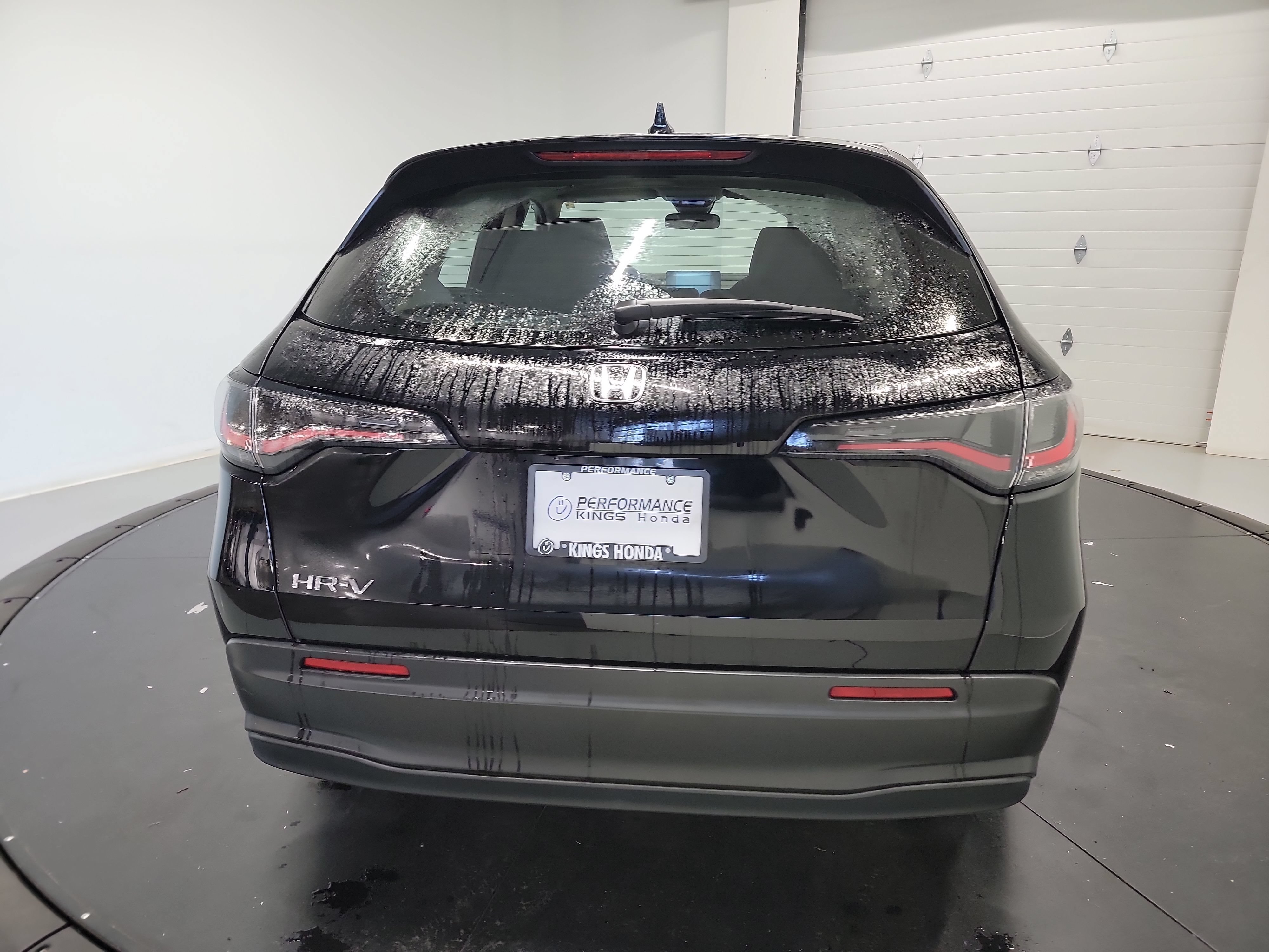 Used 2024 Honda HR-V LX image 8