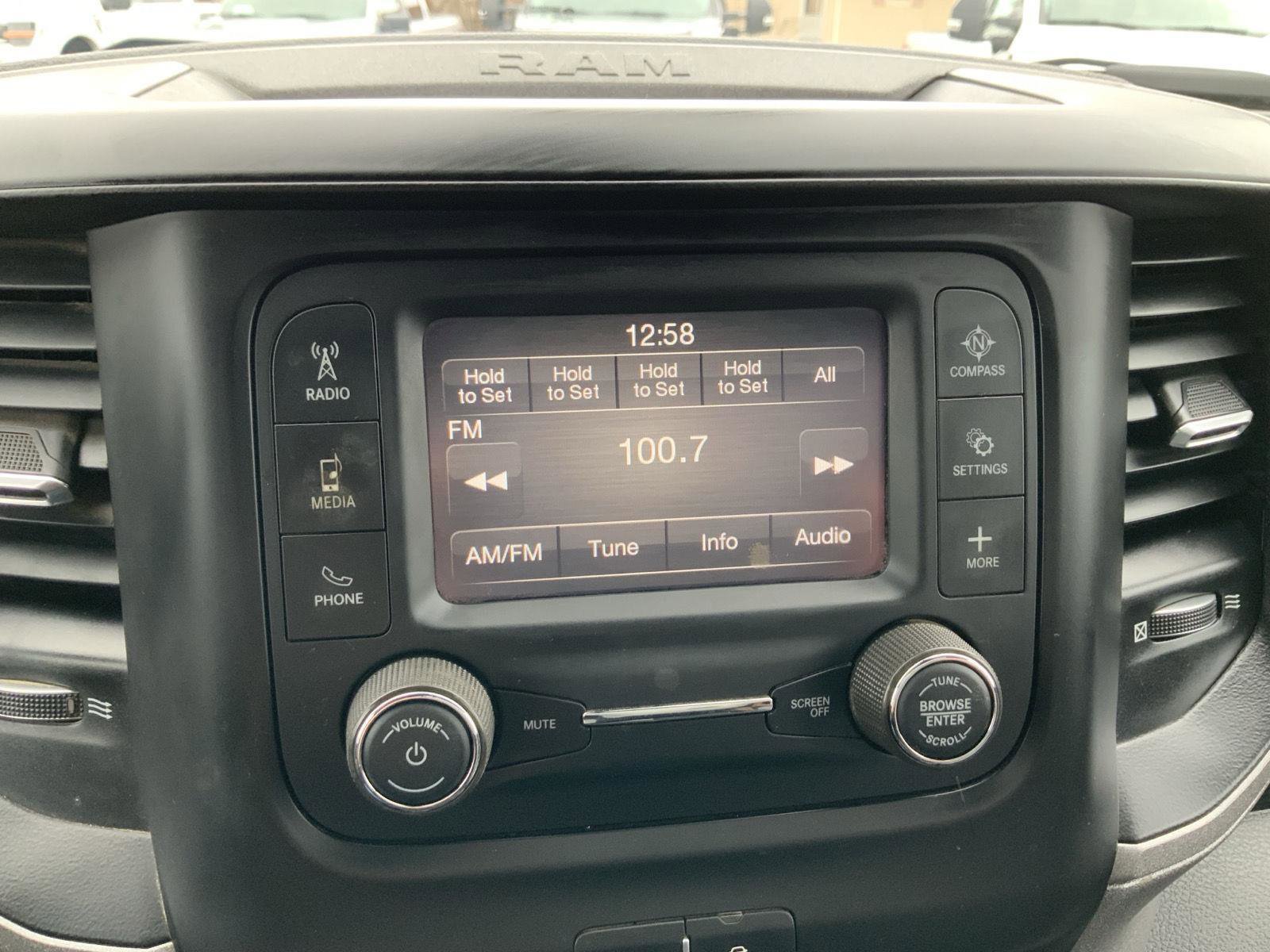 Used 2023 RAM 4500 Tradesman w/ Chrome Appearance Group image 32