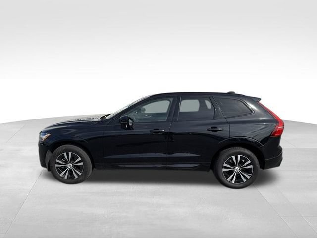Used 2025 Volvo XC60 B5 Core AWD/4WD image 5