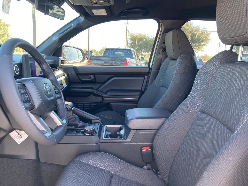 New 2026 Toyota 4Runner SR5 AWD/4WD image 9