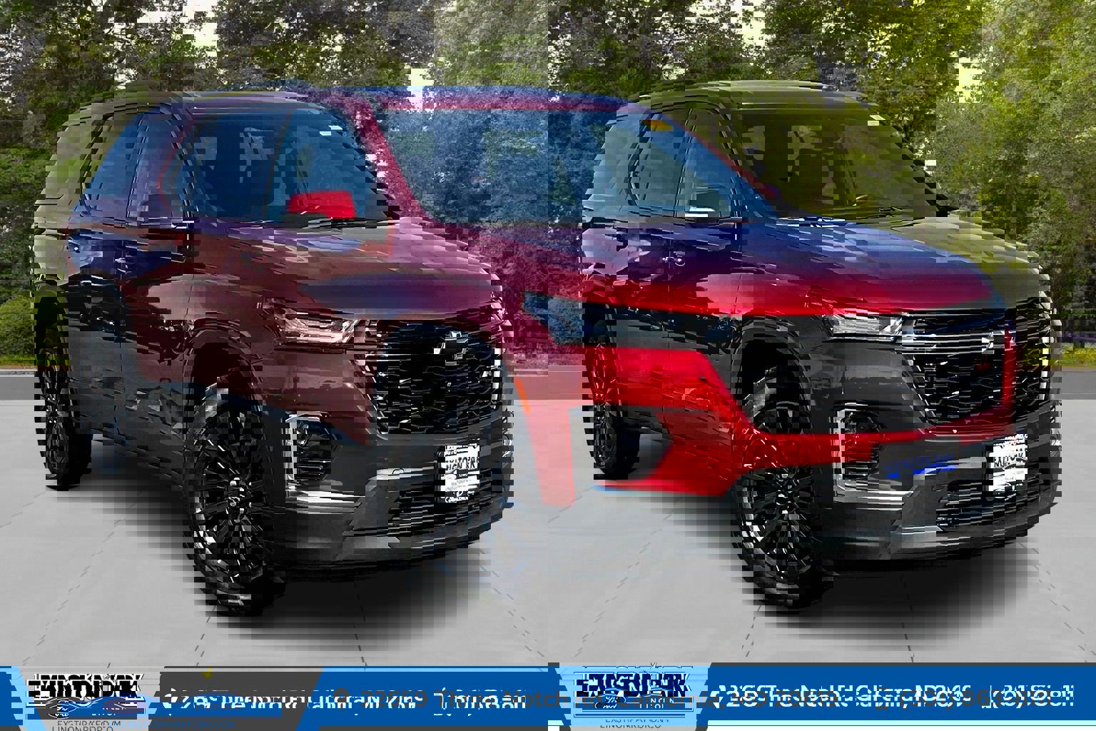 Used 2023 Chevrolet Traverse RS