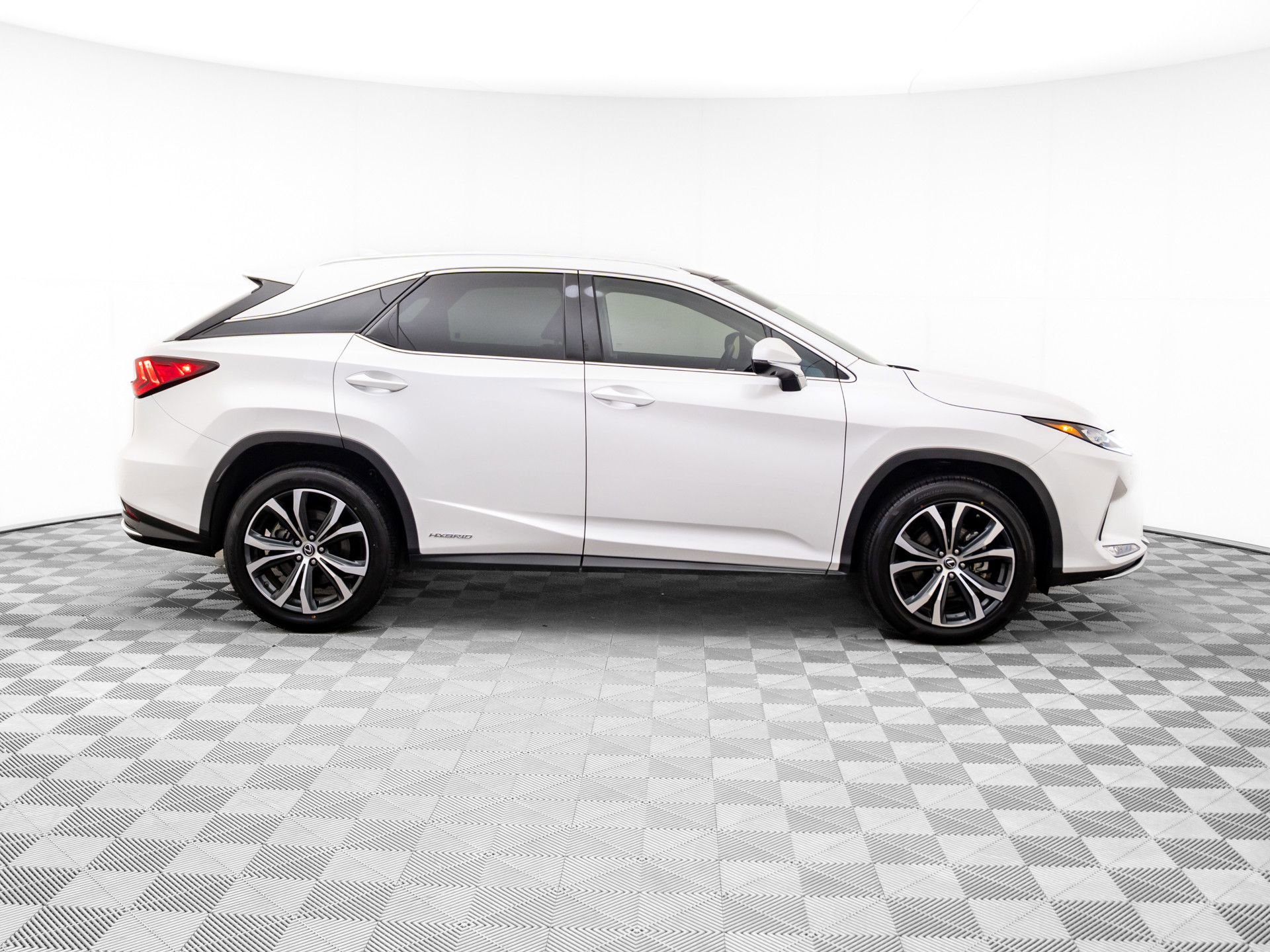 Used 2022 Lexus RX 450h 450h image 6