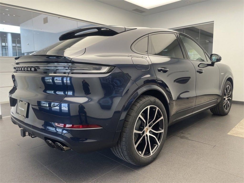 Certified 2025 Porsche Cayenne image 28