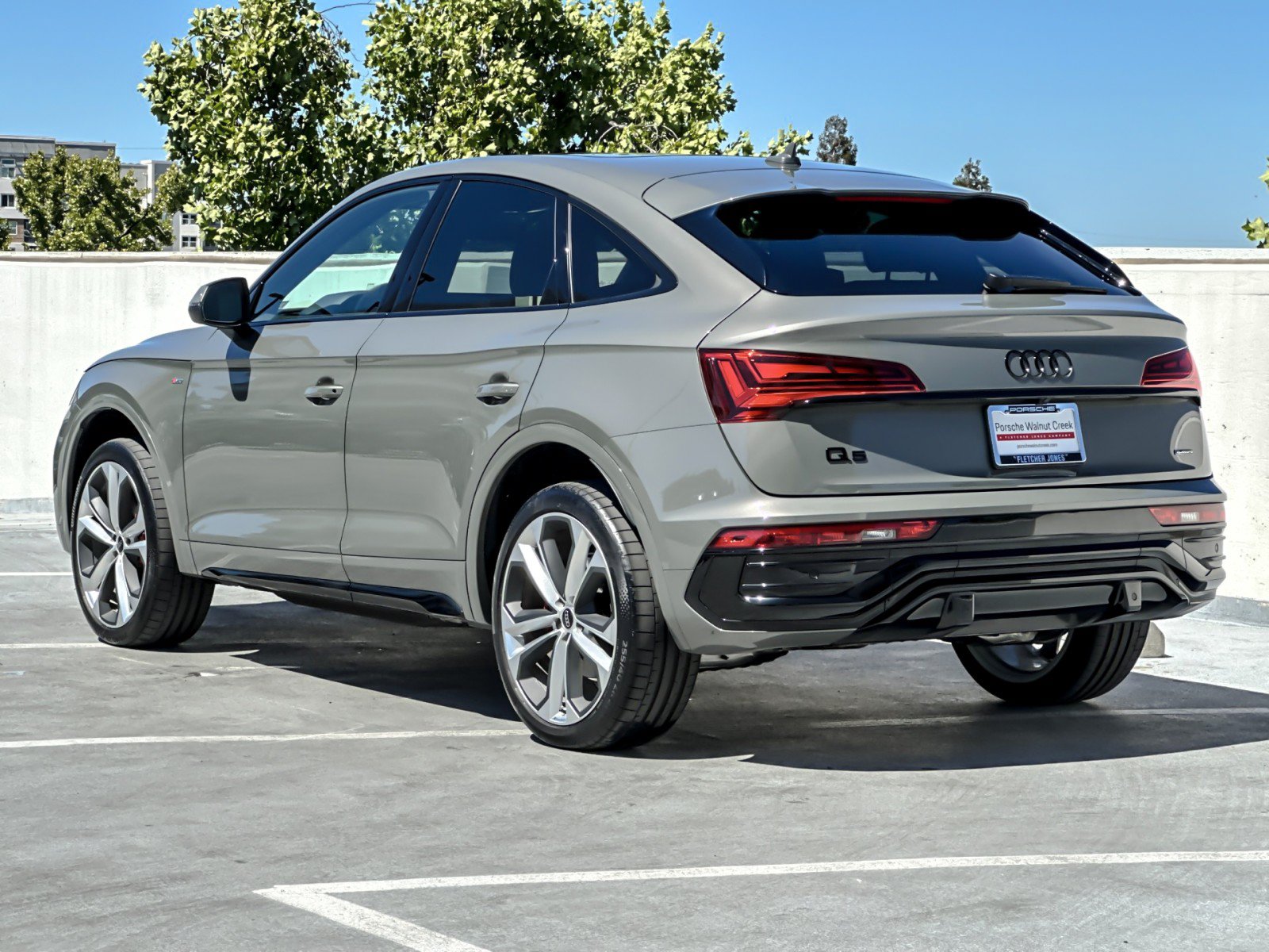 Used 2025 Audi Q5 2.0T Premium Plus AWD/4WD image 11