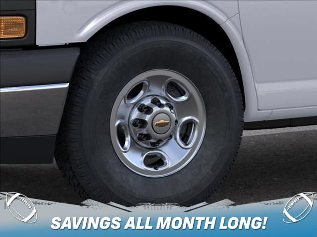 New 2026 Chevrolet Express 3500 w/ Driver Convenience Package RWD image 9