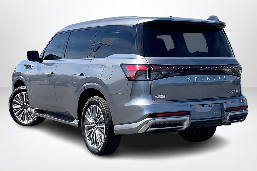 Used 2025 INFINITI QX80 Sensory AWD/4WD image 5