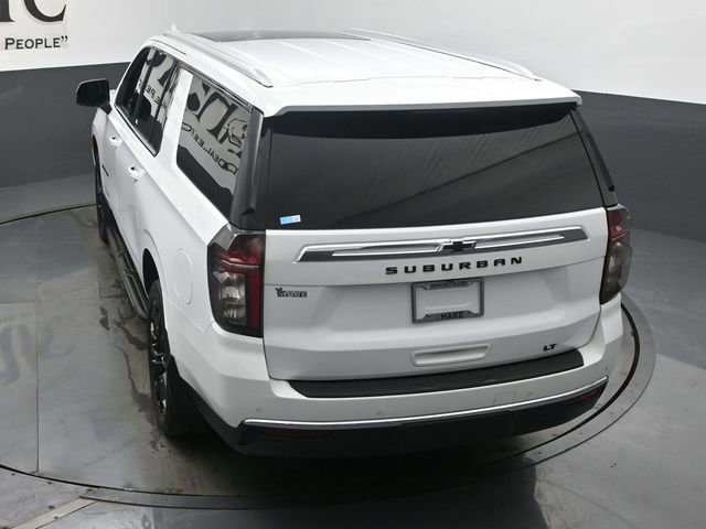 Used 2023 Chevrolet Suburban LT w/ Luxury Package image 60