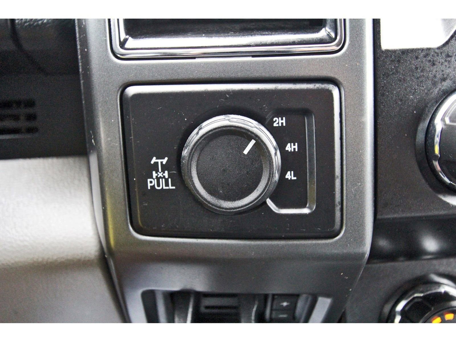 Used 2020 Ford F250 XLT w/ XLT Premium Package AWD/4WD image 29