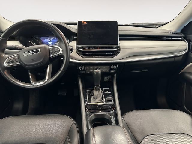 Used 2022 Jeep Compass Limited image 10