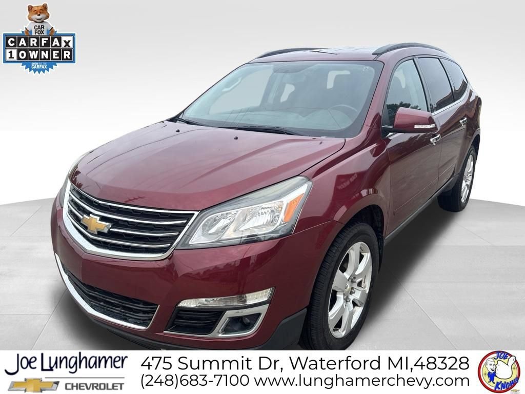 Used 2017 Chevrolet Traverse LT w/ Style and Technology Package FWD image 8