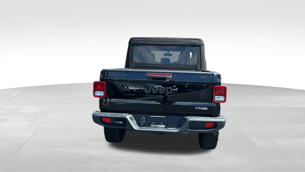 Used 2023 Jeep Gladiator Sport image 6