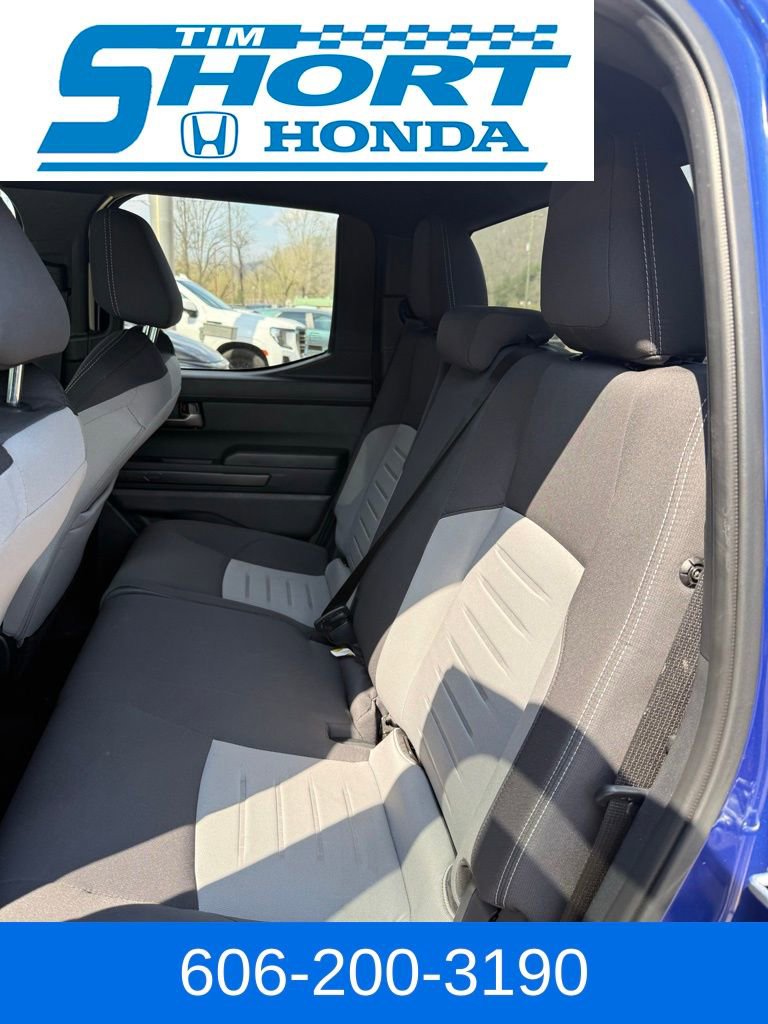 Used 2025 Toyota Tacoma TRD Off-Road image 12